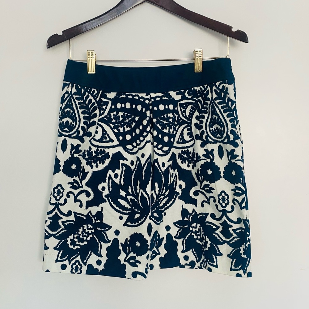 Navy and white blue printed skirt